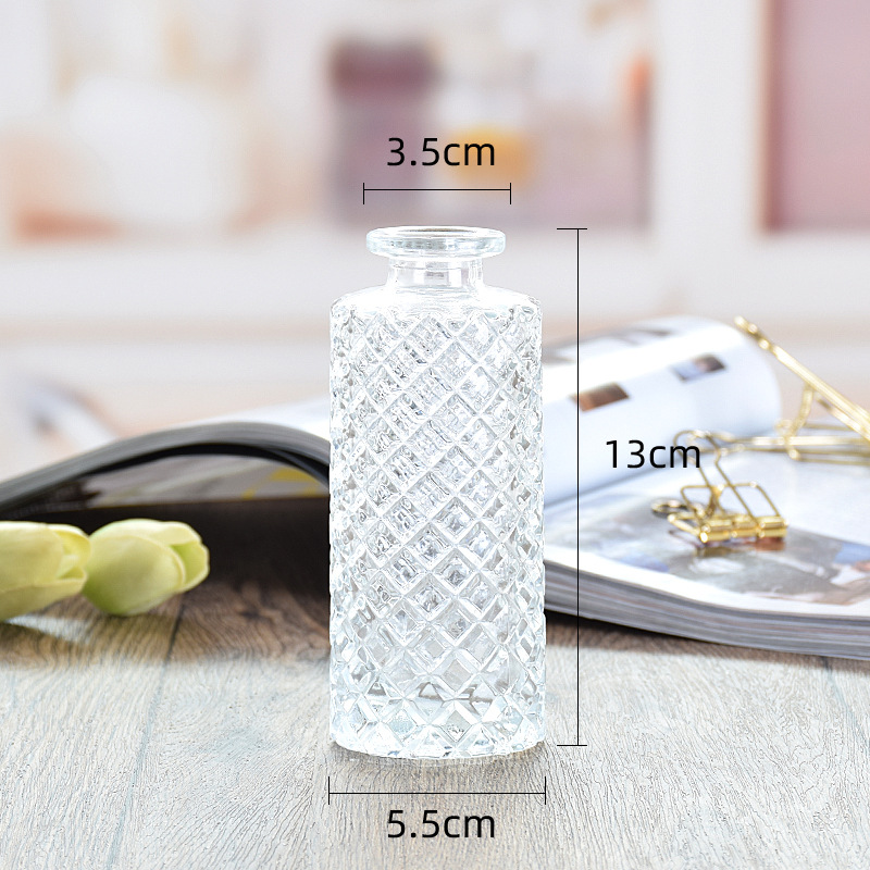 Wholesale Relief pattern glass vase flower arrangement transparent desktop creative glass small vase
