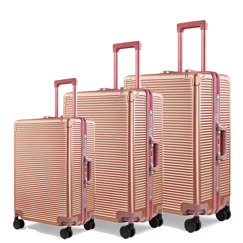 it urbane suitcase
