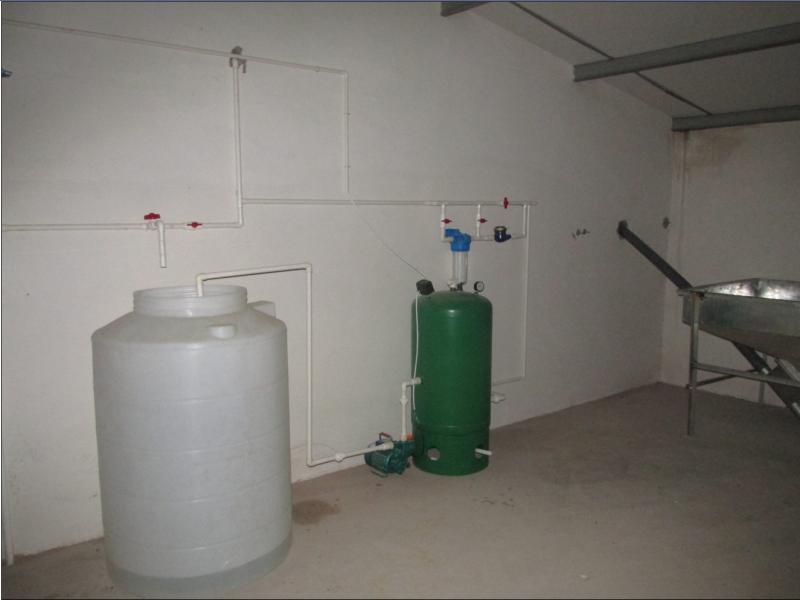 14/16 partitions Poultry Farm Equipment Plastic Chicken Feeders And Drinkers