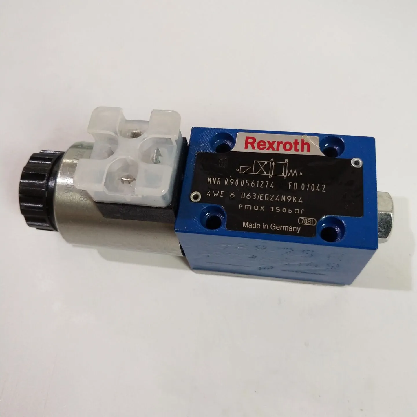 Rexroth 4WE6D63/EG24N9K4 R900561274 24V solenoid valve