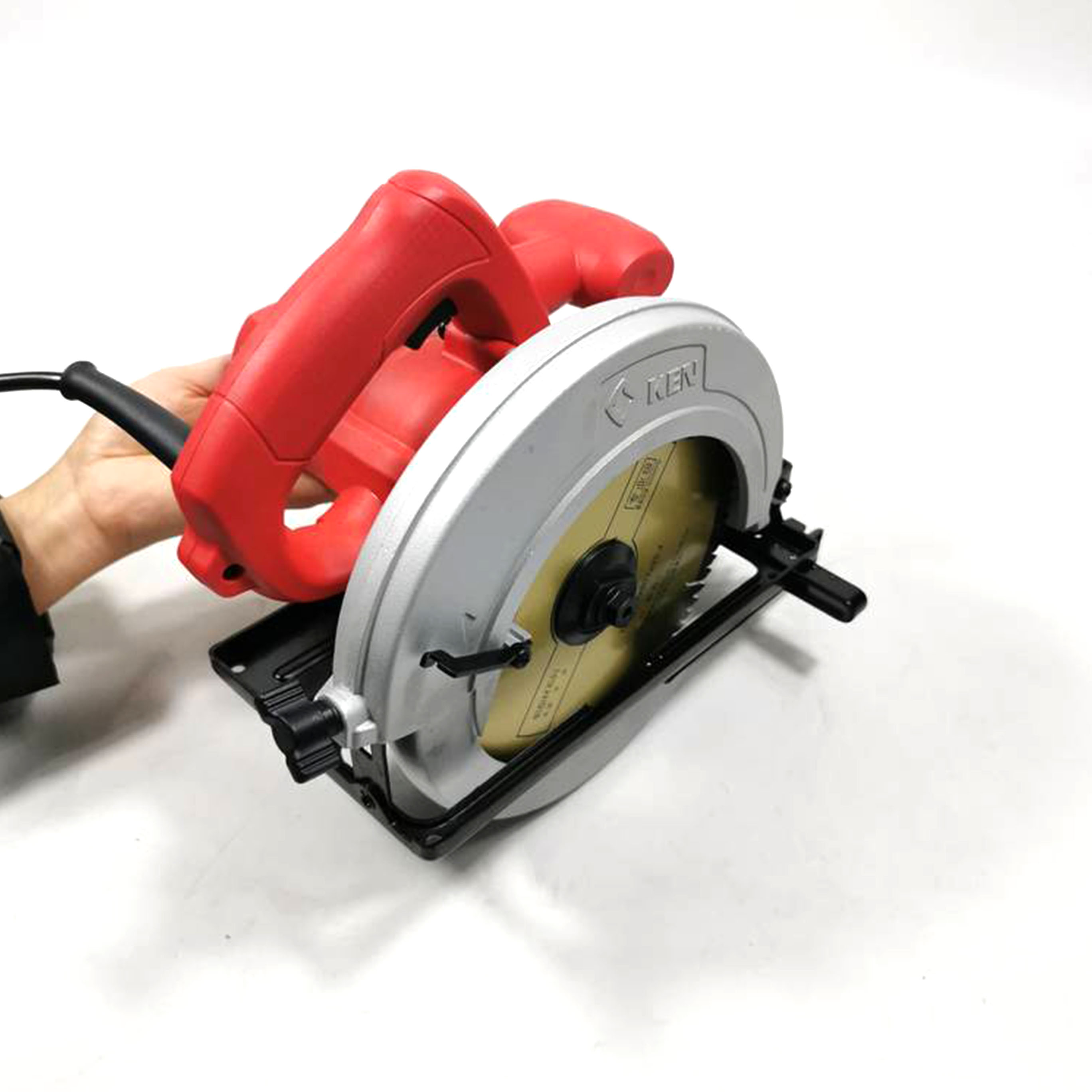 Изготовленная на заказ Высококачественная 220В 1150 Вт Высокая мощность регулируемая 185 мм дешевая электрическая циркулярная пила