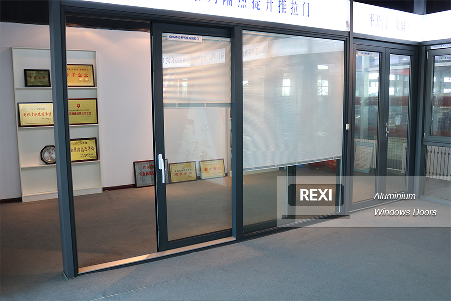 0.8mm Thickness Aluminum Sliding Doors With Double Triple Glazed Panel