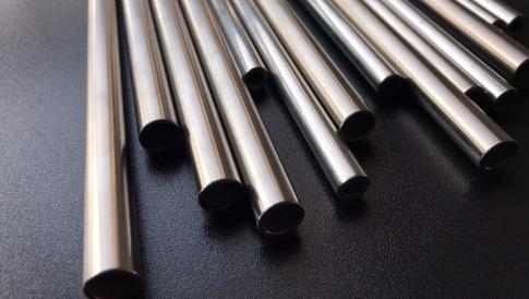 SMLS ASTM 20mm Pickling Stainless Steel Seamless Pipe Round Annealing 11