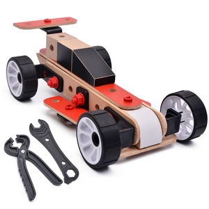 Detachable wood assembly racing car toys