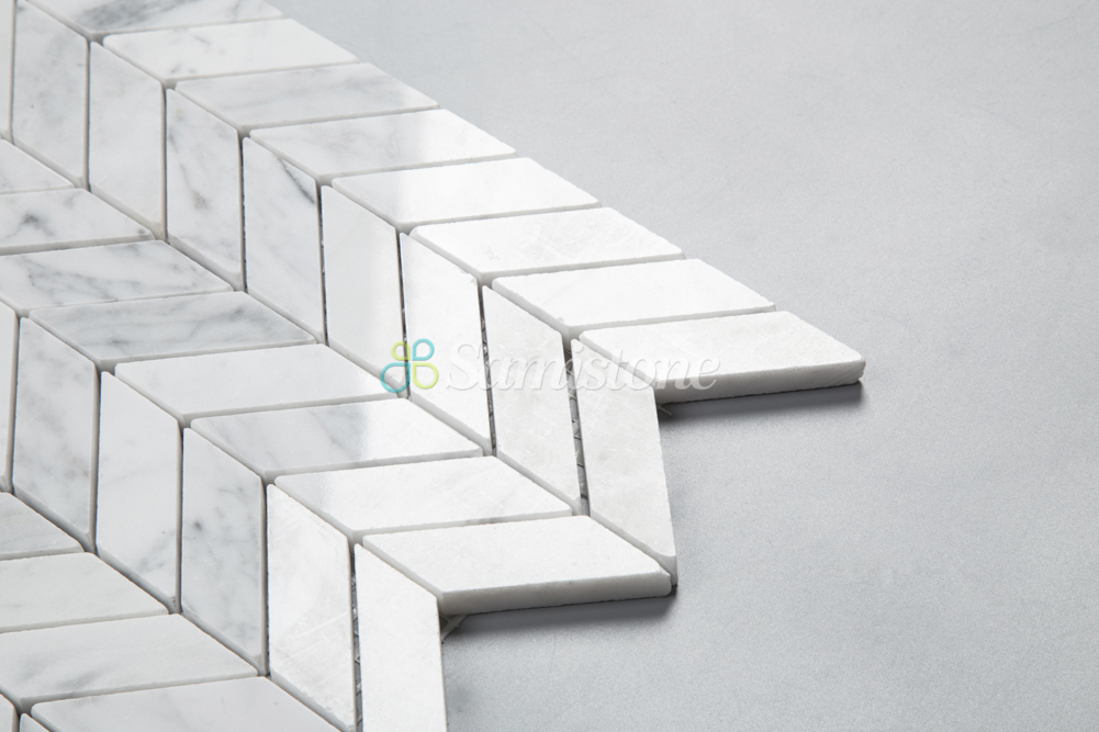 Saimstone White Marble Carrara Chevron Mosaic Tile for Bathroom
