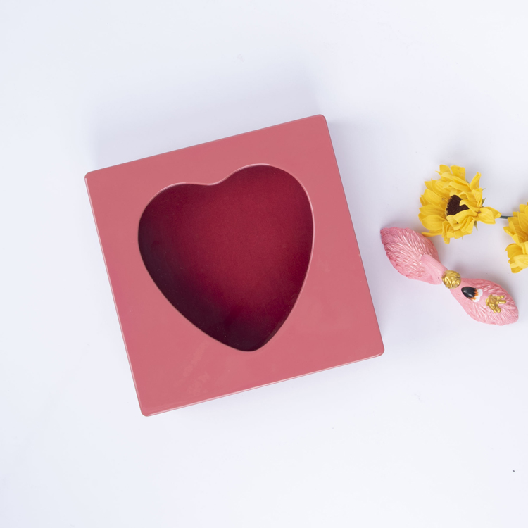 KSA Jeddah season 2020 Custom Very Small Wooden Heart Shape Chocolate Package Box For Gift