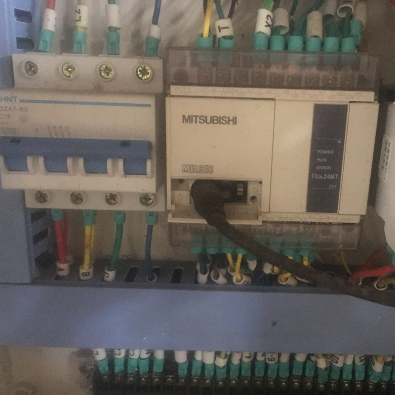 Machine de collage cnc pr&eacute;cise par pulv&eacute;risation, articles les plus vendus, haute efficacit&eacute;, 2020