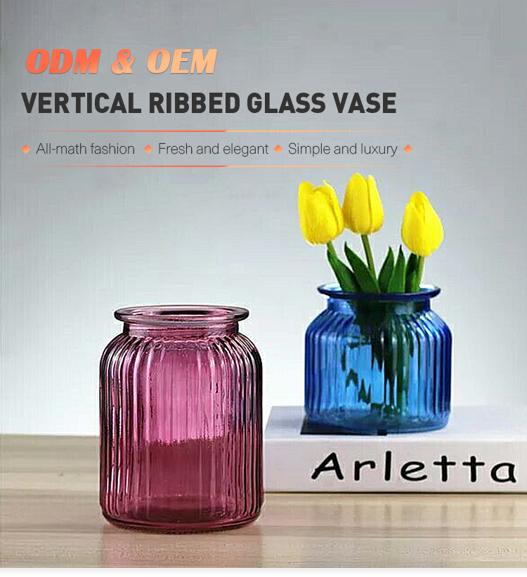 Factory Manufactured Delicate Appearance Glass Vase