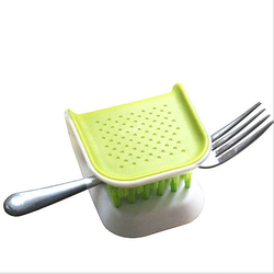 BladeBrush Knife and Cutlery Cleaner Brush Bristle Scrub Kitchen Washing Non-Slip, One Size, Green.