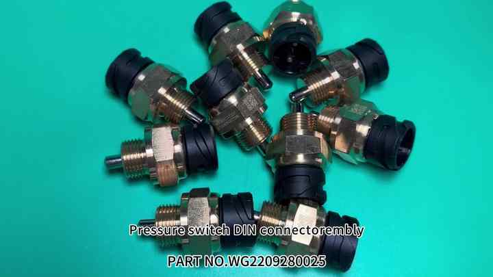 Adapted 81.25503.0244 Shacman F3000 Differential Lock Sensor