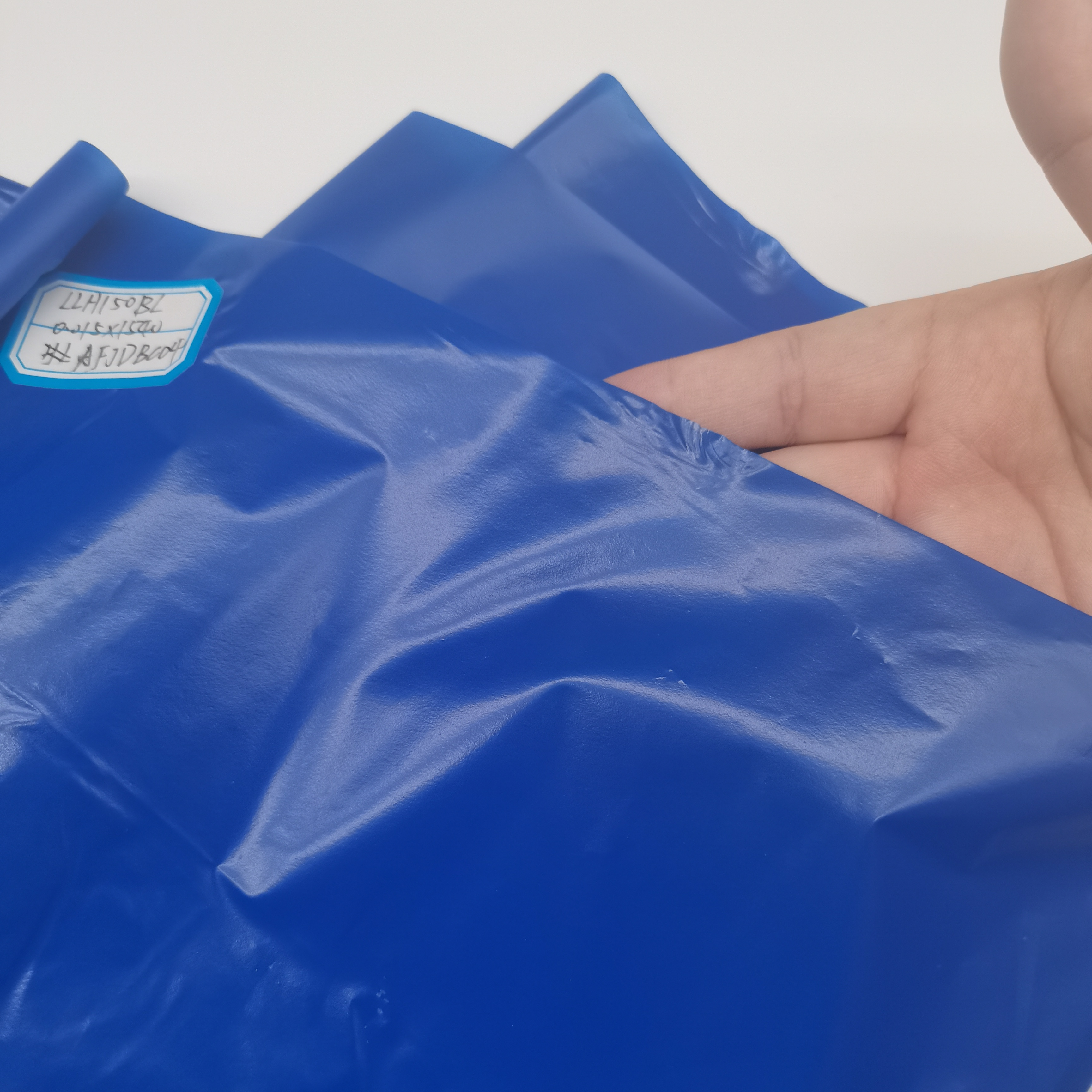 Яркие цветные термополиуретановые пленки из полиэстера, термополиуретановые мемы для текстиля