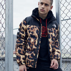 2021 new simple autumn and winter men's hooded thick printed letter down jacket plus size casual cotton-padded jacket men