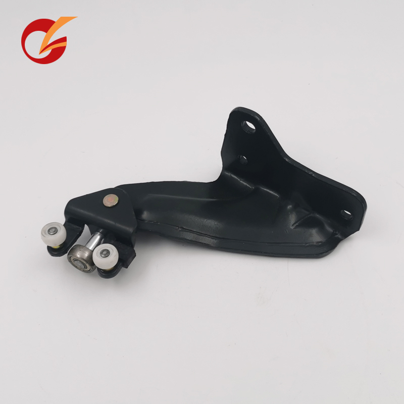 右側スライディングドアローラー下部使用スターレックスリファイン 83920-4A000