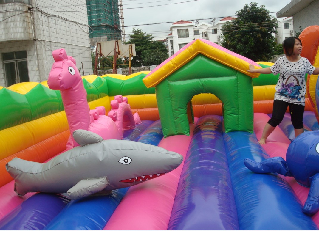 巨型25分钟fun city儿童跳跃保镖城堡滑梯组合充气游乐场