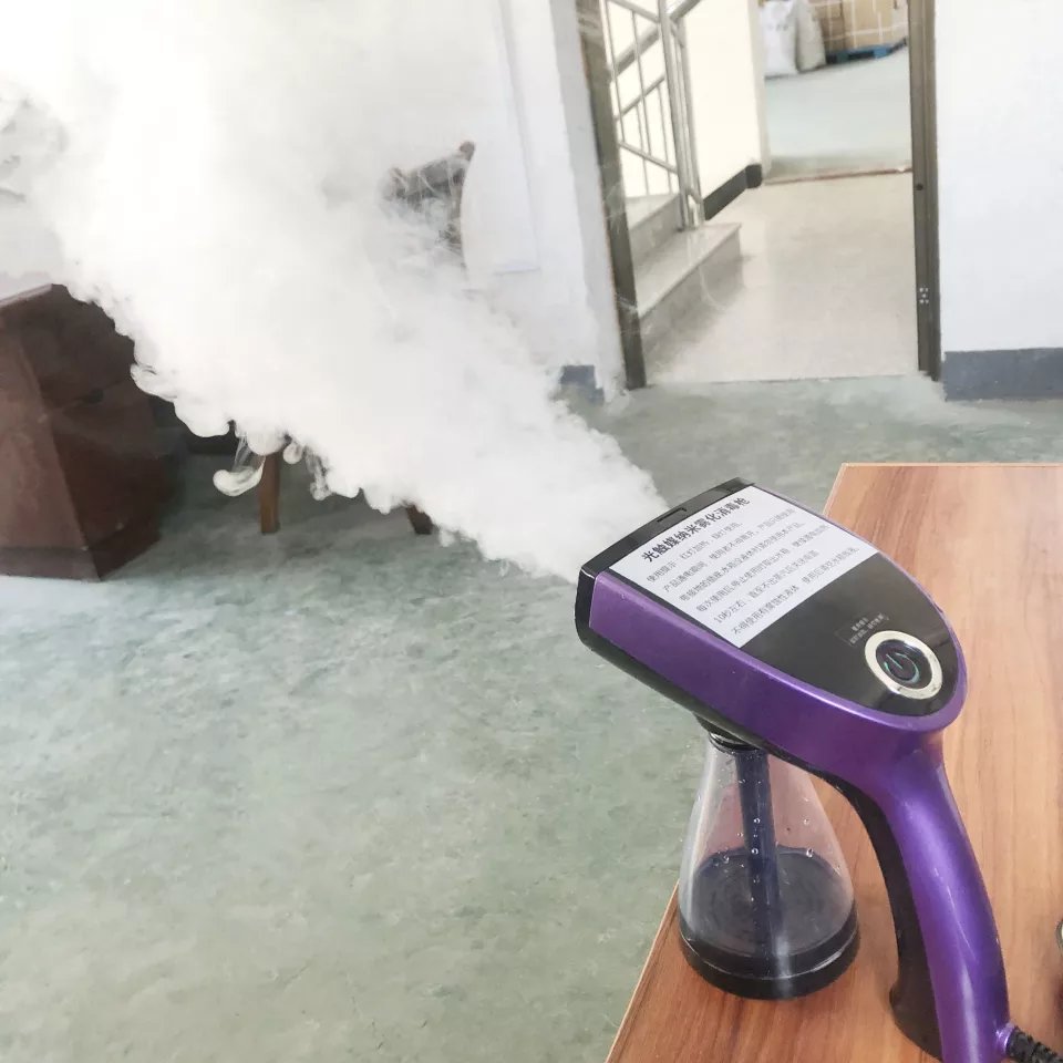 数量光触媒纳米消毒枪雾化烟雾消毒机室内汽车消毒机 - buy