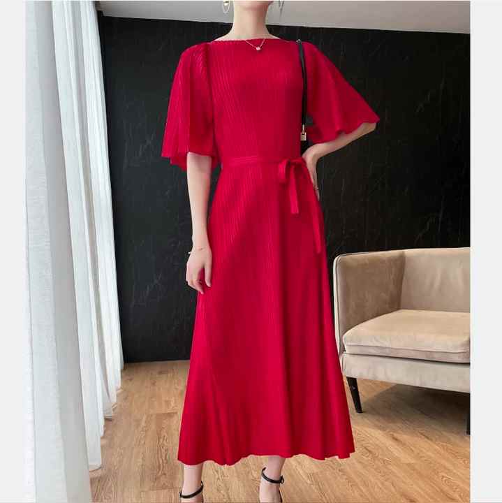 open lace back dress Tall Valerie Pleated Midi Dress main image 0