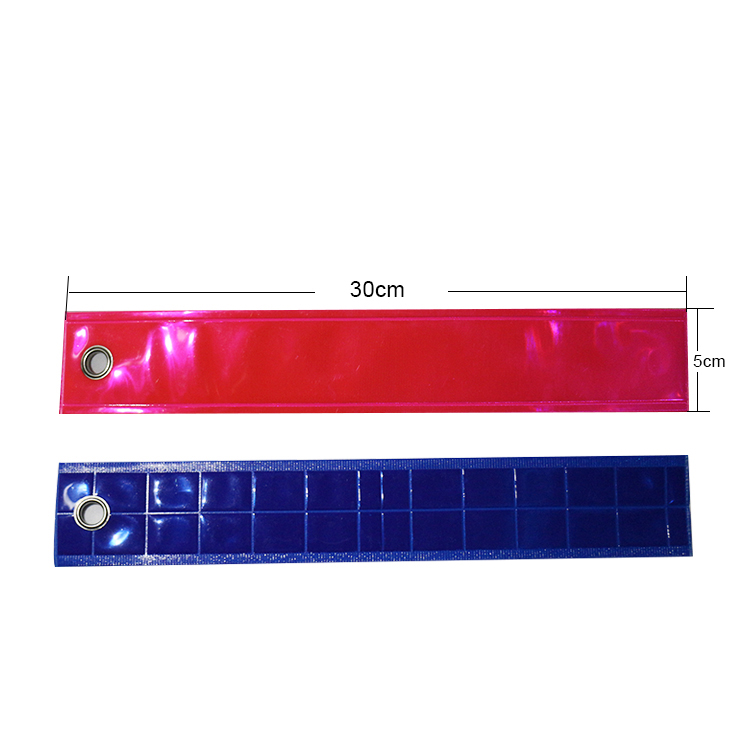 W061A High Visibility Vinyl Reflective Streamers Mining Hanging Droppers For Quarry Safety Solutions