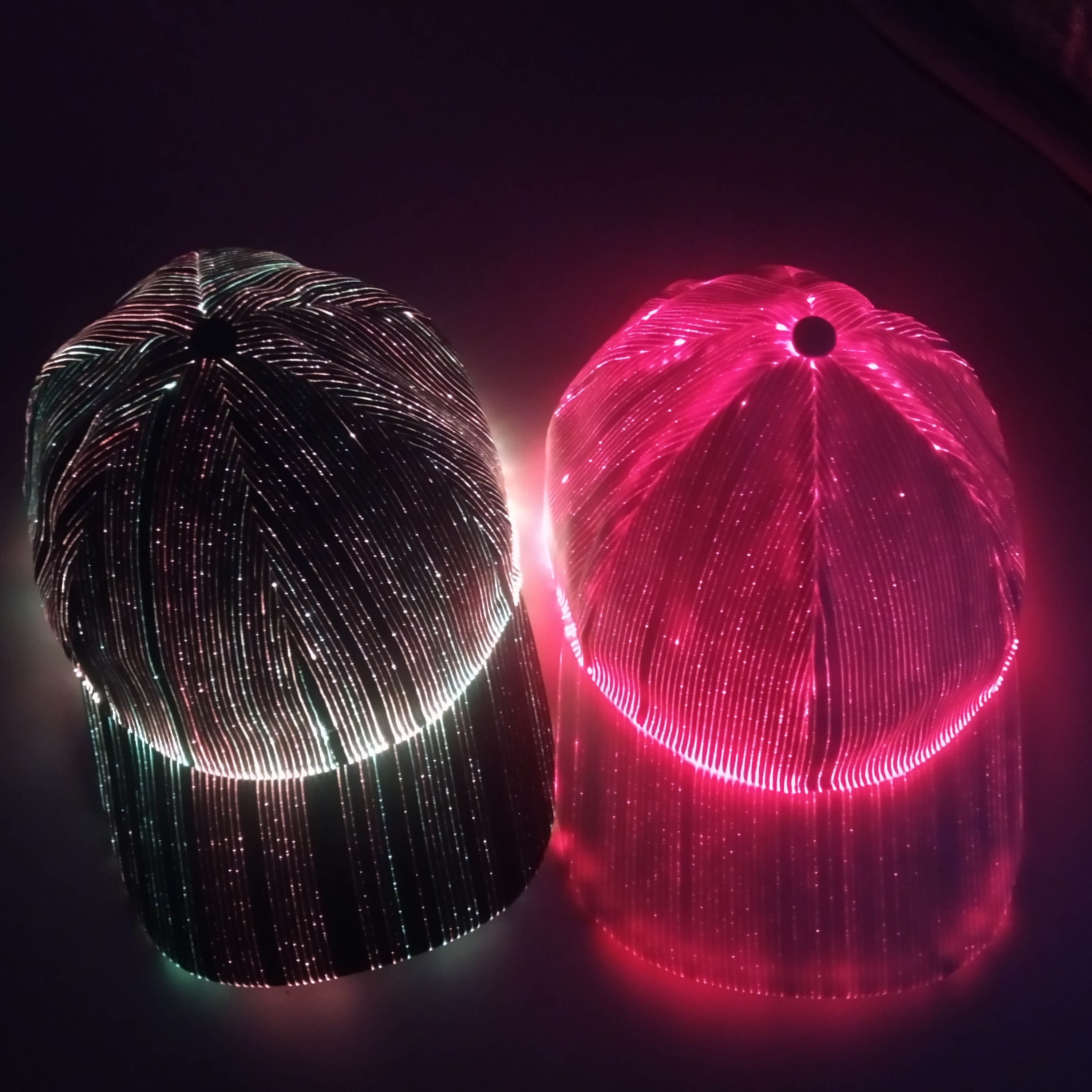 最新的led光光纤霓虹灯帽子发光狂欢派对棒球帽在黑暗中发光