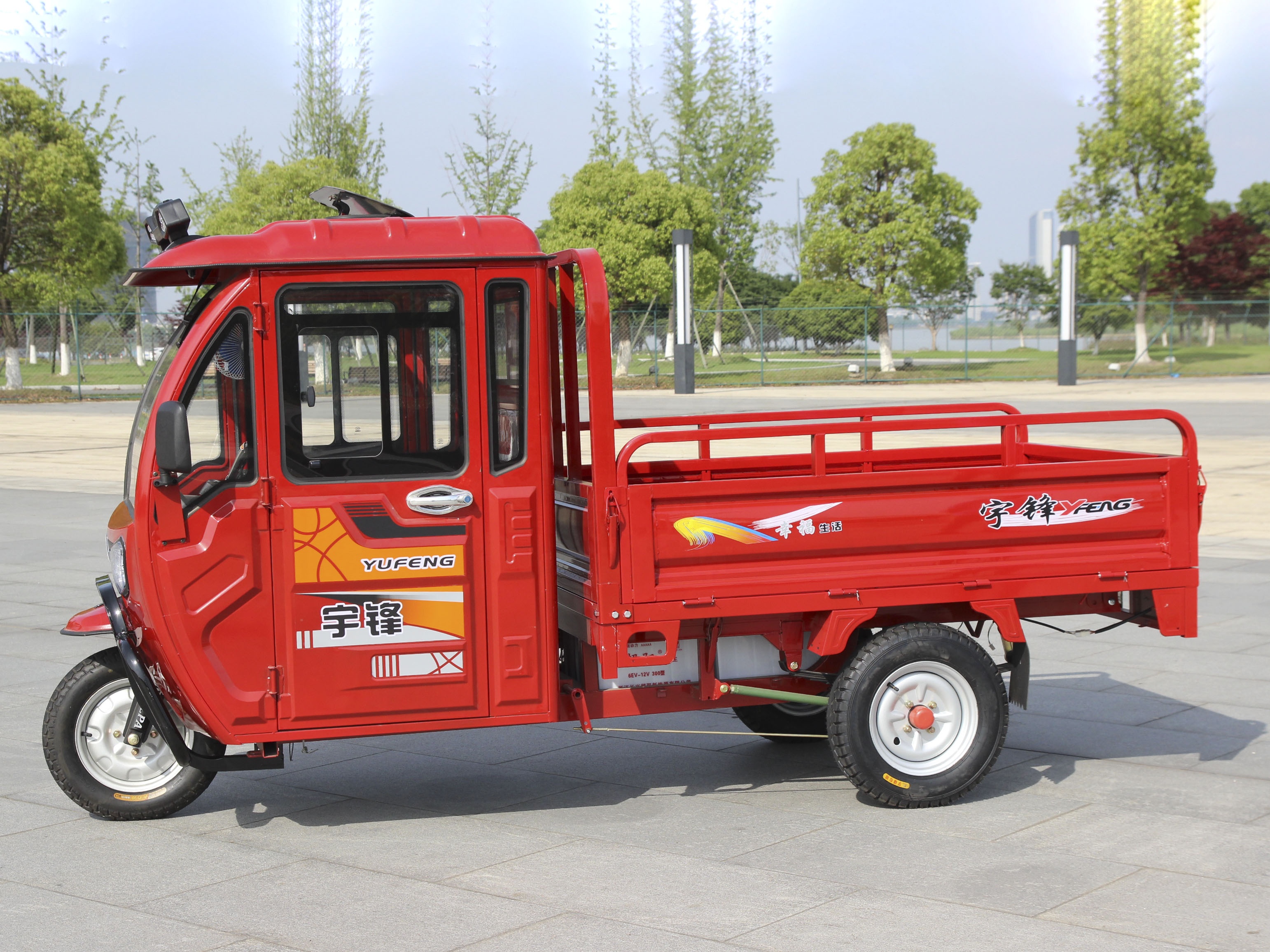 yf-fx2c,货物交付电动三轮车,电动卡车 big cabin