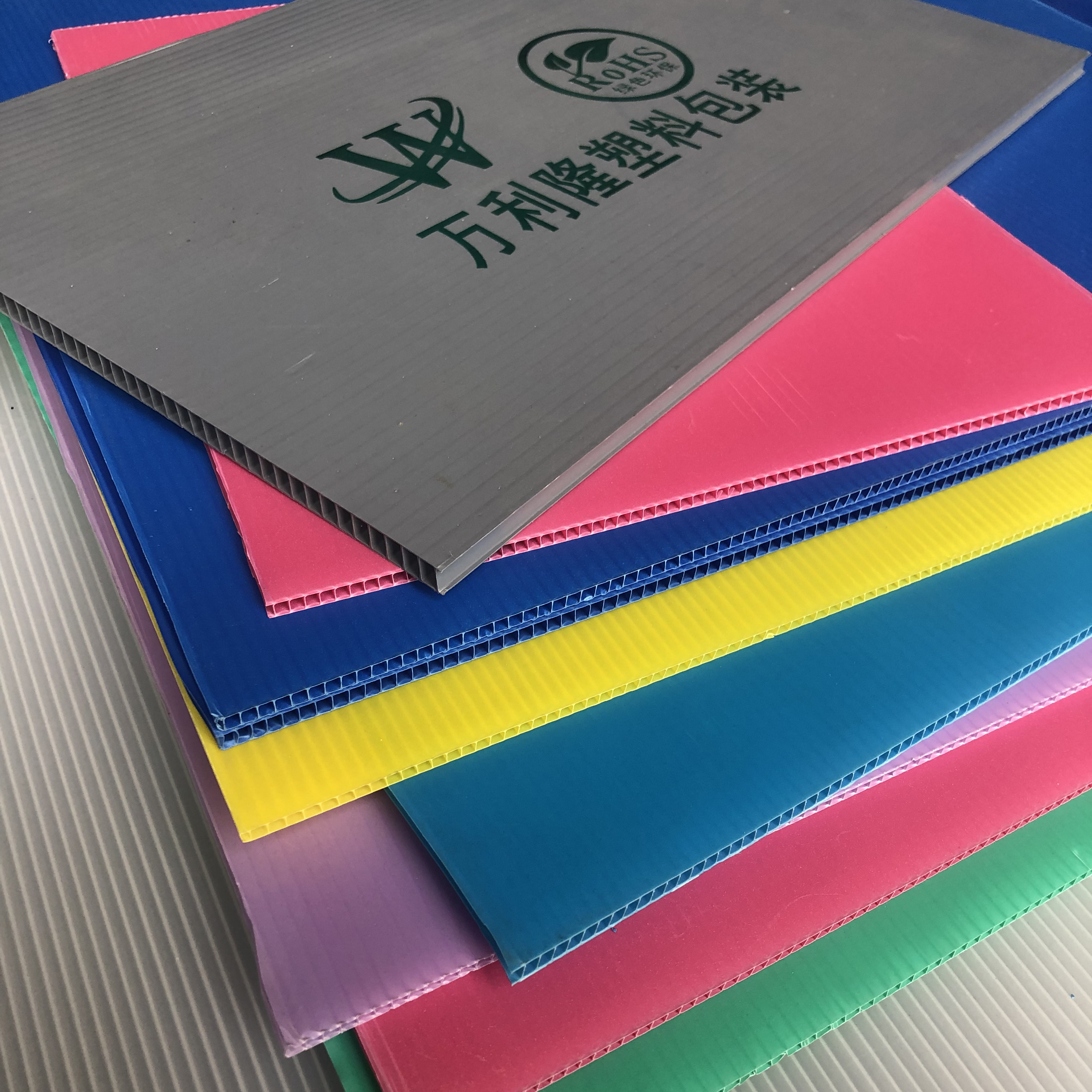 4mm Blue Correx Fluted Corrugated Plastic Sheet 9 SIZES TO CHOOSE