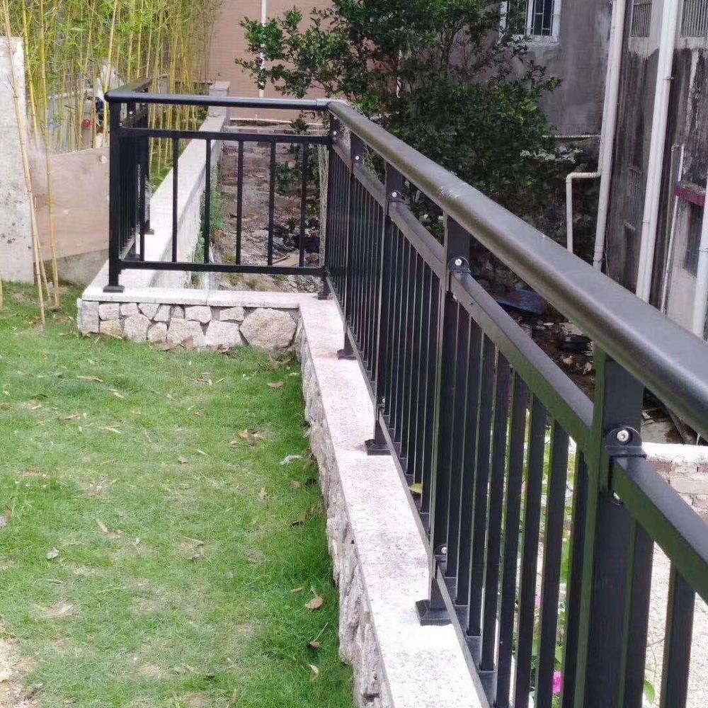 Hot selling simple outdoor aluminum screw assembly fence balcony