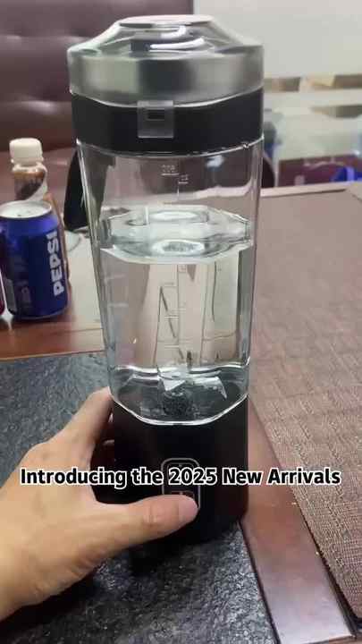 2025 New Product Ideas 360W 700ml Portable Blender Battery Operated Blender  Cup Smoothies Juicer Cup with Lids