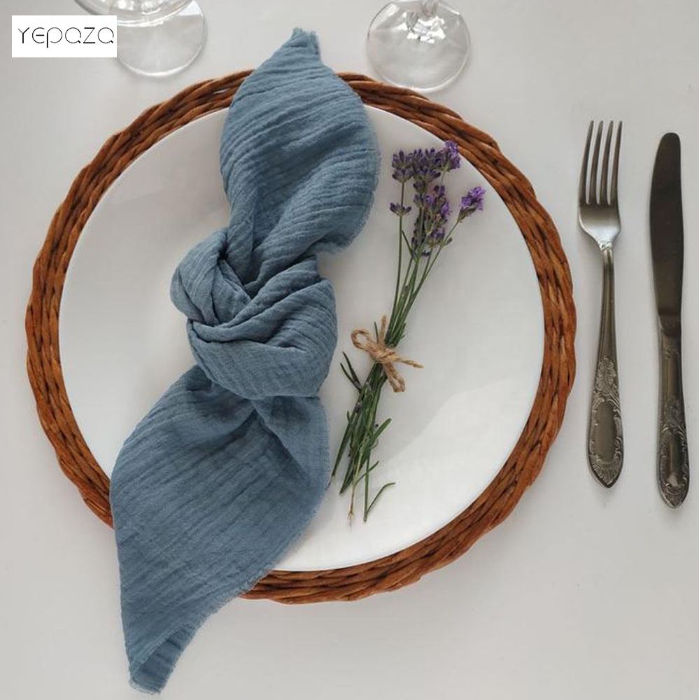 Paperproducts Design Winter Solstice Fox Beverage Cocktail Paper Napkin Multi-Color 20-Pack