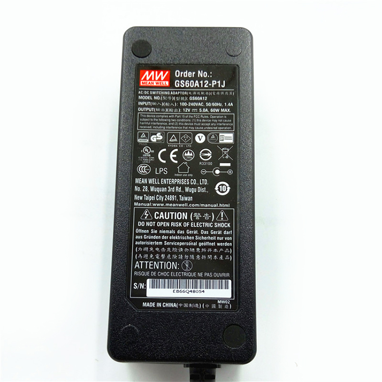 GST60A12-P1J бренд MEAN WELL представляет промышленного рабочего стола для адаптера переменного тока 110V/220V переменного тока в постоянный, работающего на постоянном токе 12 В в 5A 60 ВАТТ Meanwell уровень VI адаптер импульсный источник питания светодио