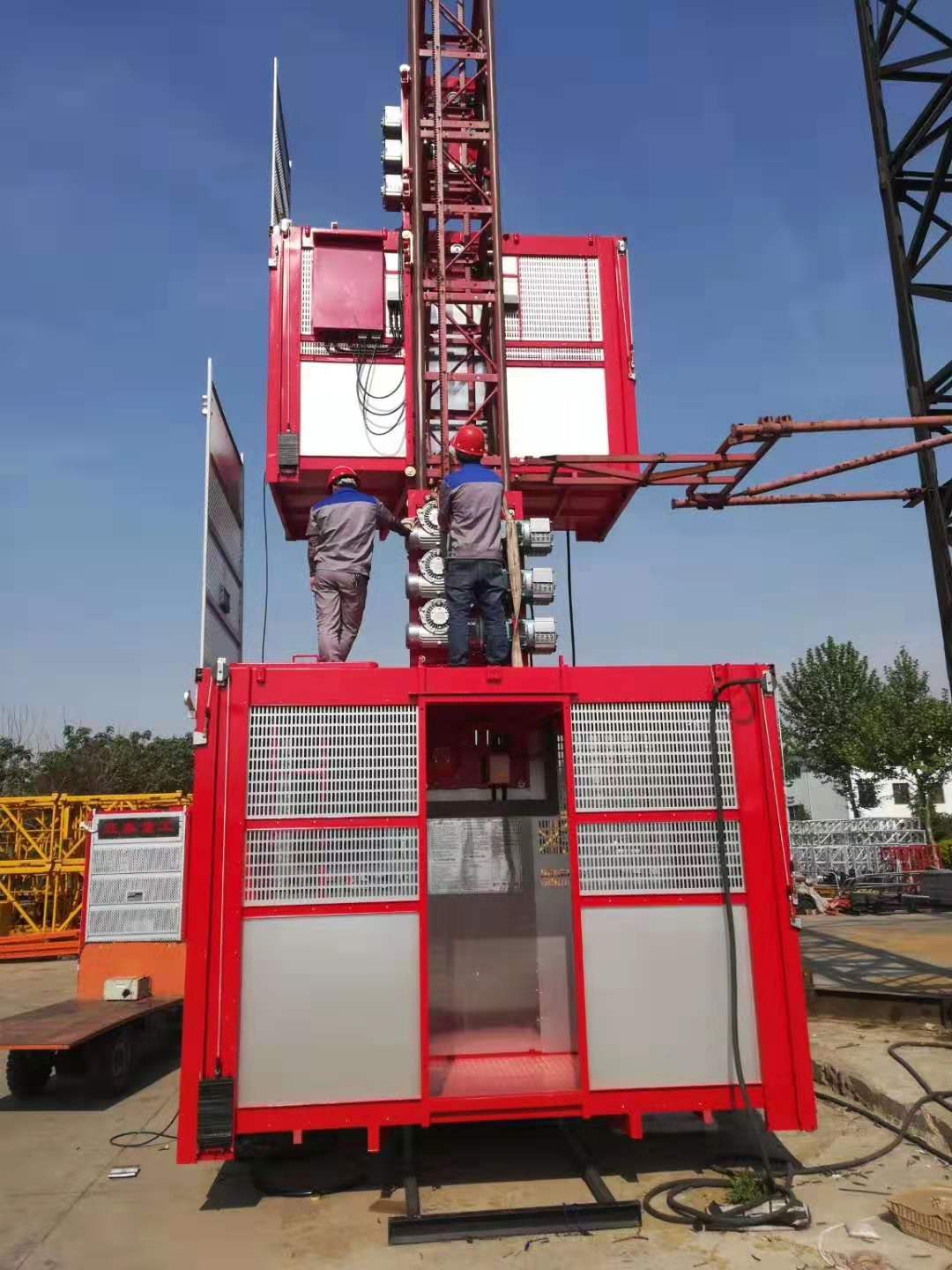 SC200 / 200 Double Cage Construction Hoist Building Elevator