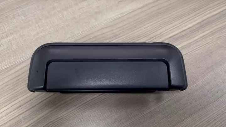 Left Driver Side Exterior Door Handle for Mitsubishi L200 1999