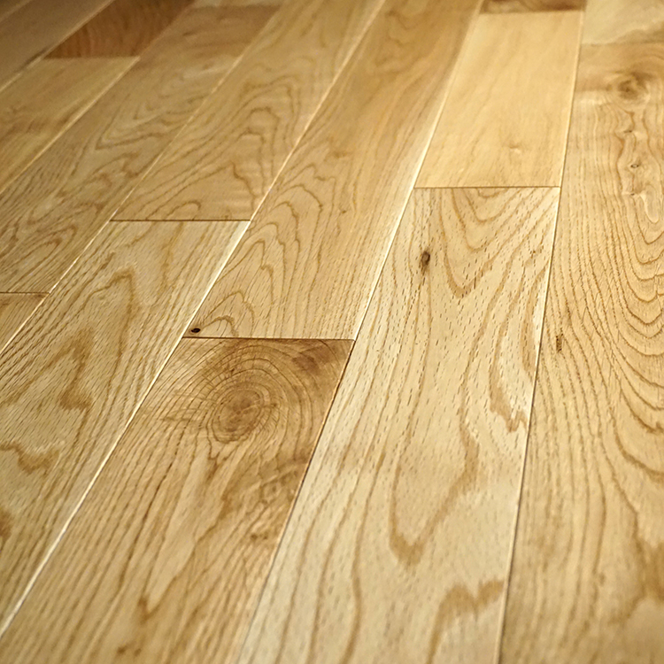 Best quality  Oak hardwood flooring for sale