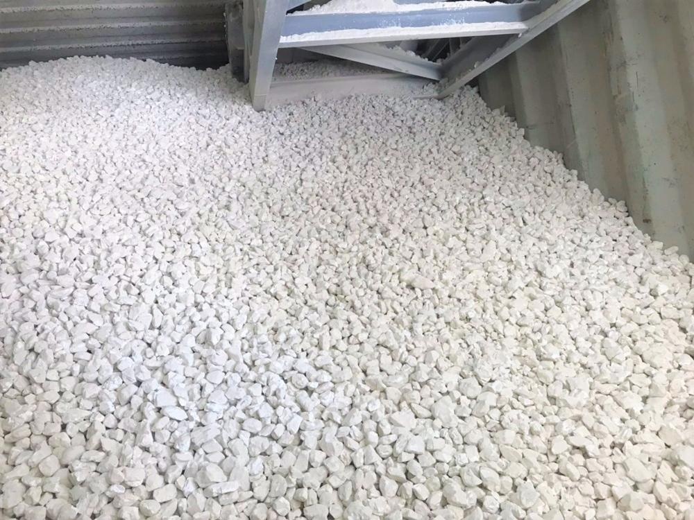 HIGH QUALITY QUICKLIME CaO 92% - VIETNAM EXPORTING - TOP LEADING MANUFACTURER