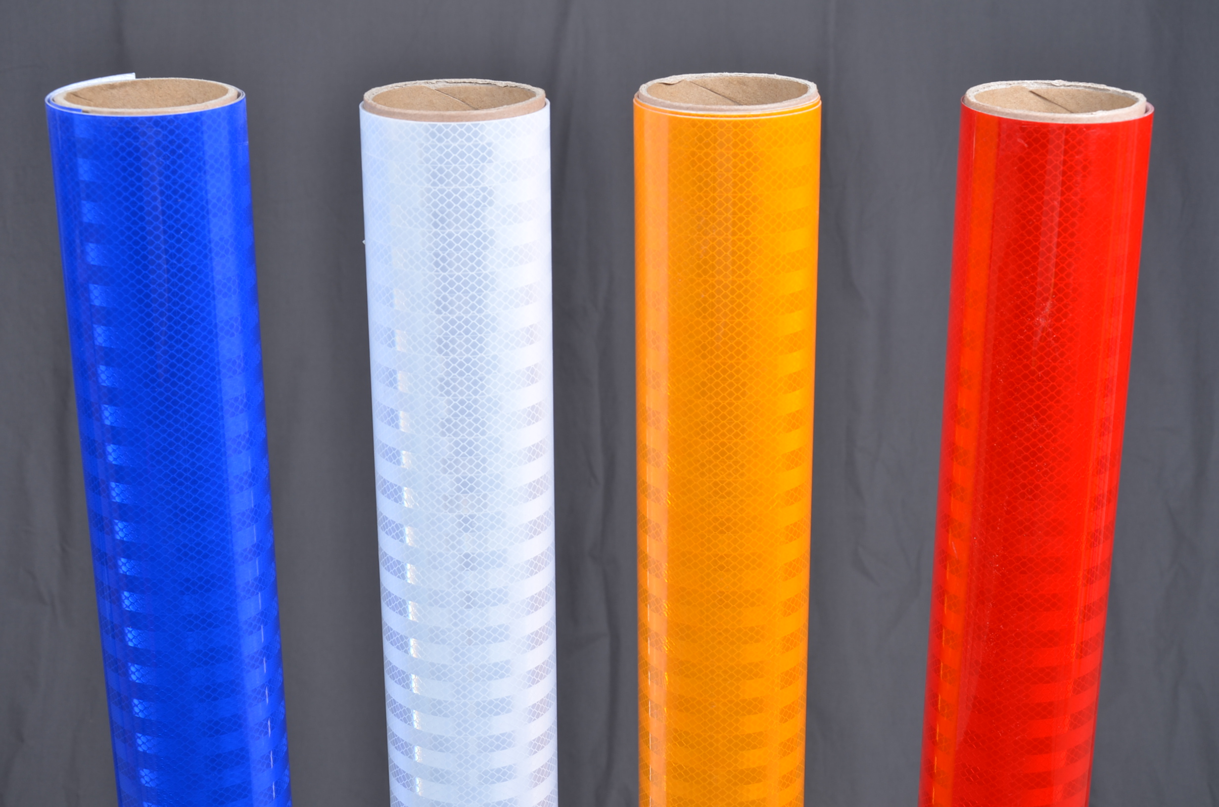 微棱镜反光板,车牌级反光板棱镜反光板,车牌级反光板