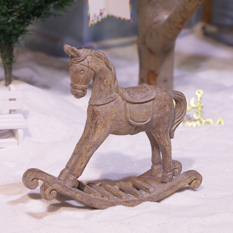 caballos de madera antiguos