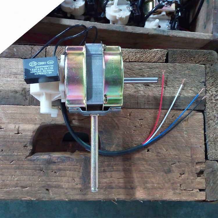 Скрутка провода 1. 4 жилы из двигателя. Напольный вентилятор ремонт обмотки. Соединение одножильных проводов гильзами. Способы скрутки многожильных проводов без пайки.