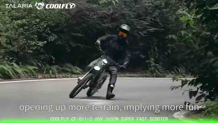 Busty bilan qattiq guruh porno Kievdagi havaskor seks partiyalari