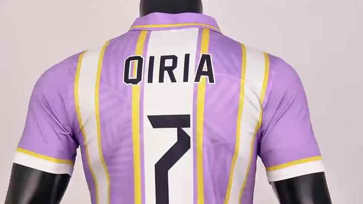 Clothing Manufacturers Customize Football Shirts, Personalized