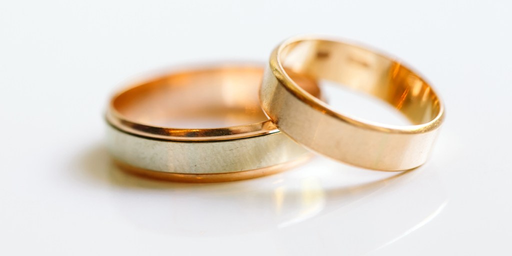 Rose gold wedding bands