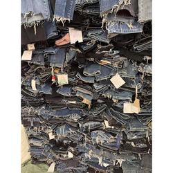 2020 liquidação de fábrica mais popular azul calças jeans estoque para homens