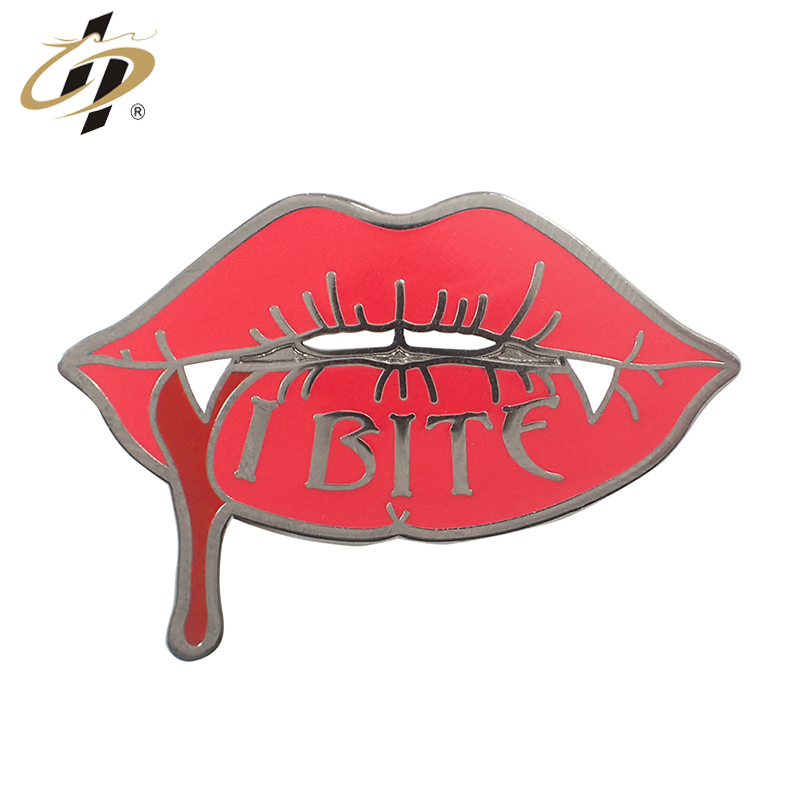 Изготовленные на заказ украшения на Хэллоуин и подарочные эмалированные булавки, сделанные в Китае