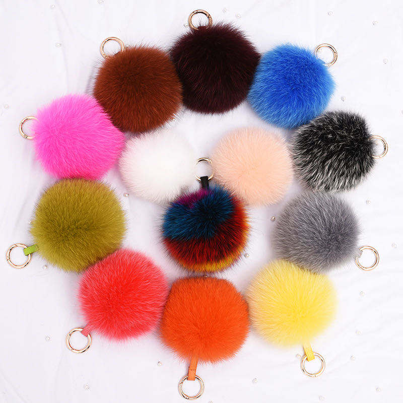 Various colors of fur pom pom keychain raccoon fox fur ball hats wholesale