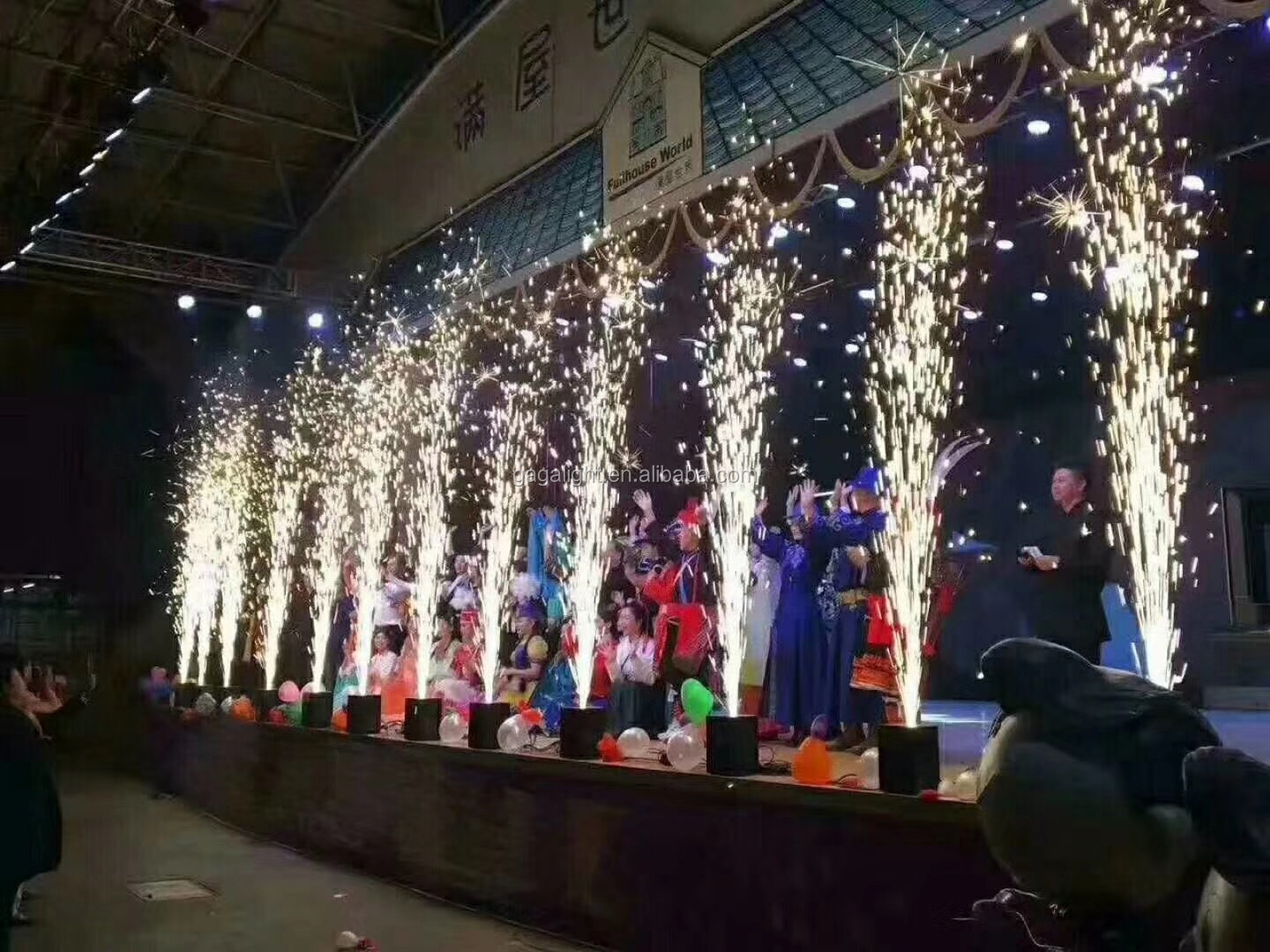 冷火花机冰烟花喷泉冷火花机的舞台特效冷烟花制造商 - buy cold
