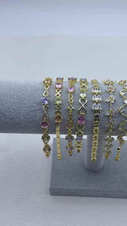 12mm Gold Color Plated Cuban Chain Bracelet With 1ct Lab Cubic Zirconia Bracelet (MJ3) main image 0