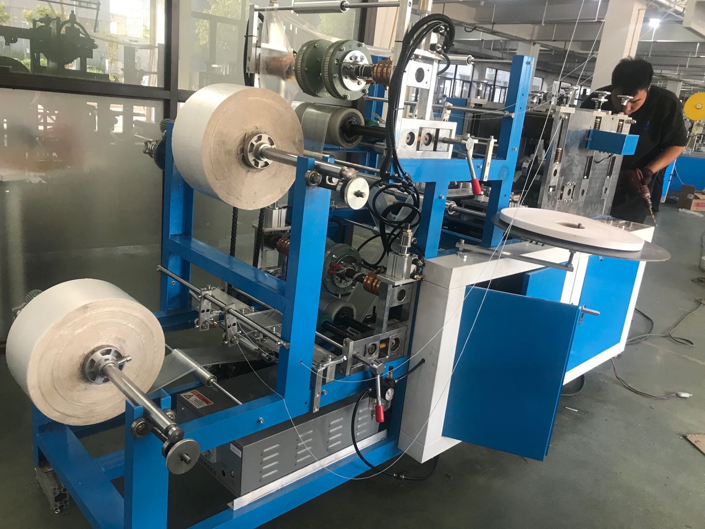 disposable plastic car steering wheel cover making machine