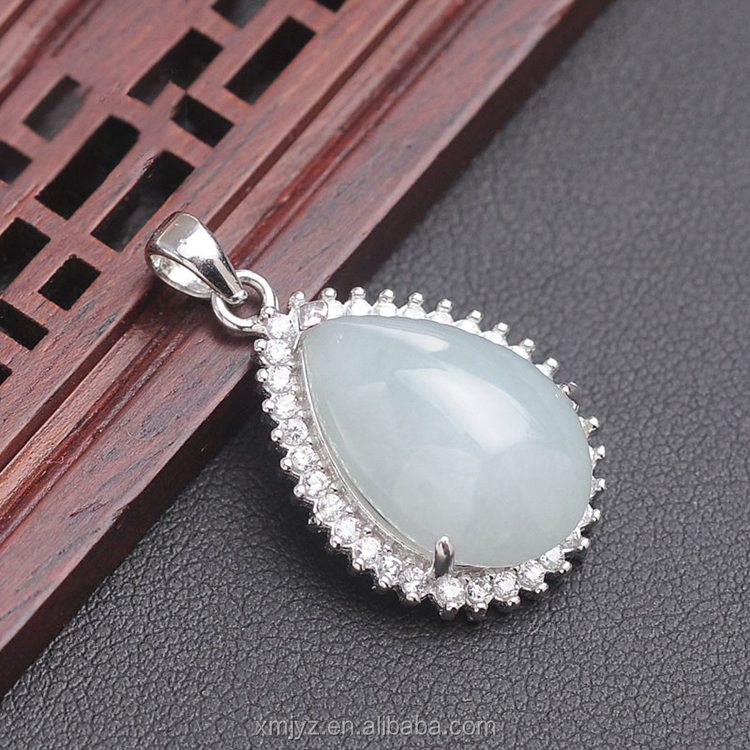 天然翡翠吊坠项链女纯银水滴形小翡翠翡翠送给女友女友