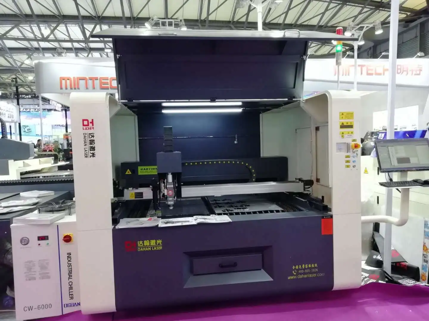 Co2 laser and fiber laser cutting machine of high precision