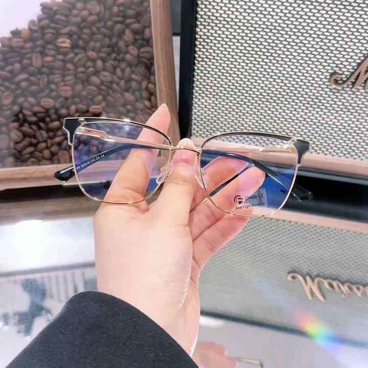 MS 95789 Blue Light Blocking Eyeglasses - Stylish & Functional