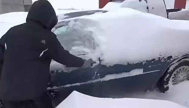 4-Pack Emergency Mylar Thermal Blankets - Blue Foil Space Blankets For Survival & Outdoor Gear