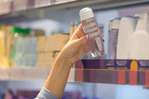 What is private labeling: a complete guide