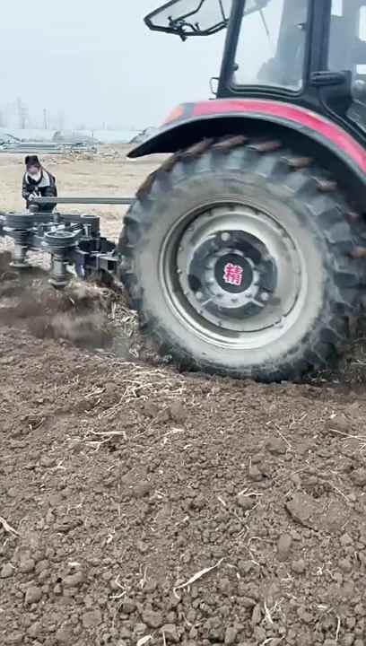 Agripros Wheel Tractor 4WD Automatic Plow & Rotary Tiller Combination ...